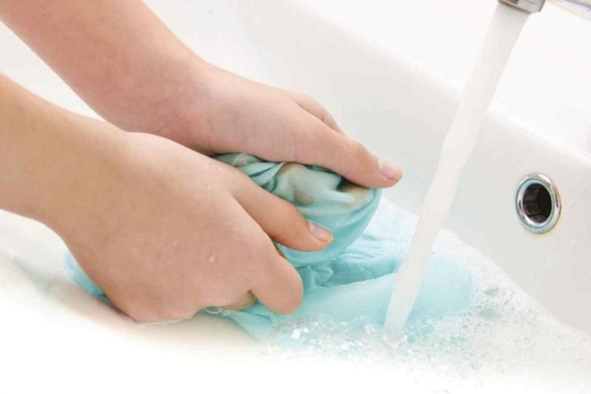 Nước giặt đồ lót Tất tần tật về sản phẩm và công dụng